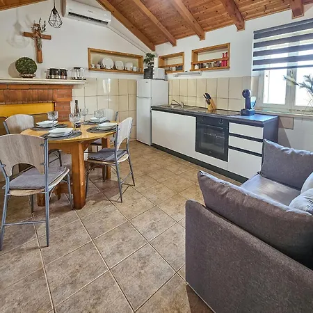 Tatil Evi Dubrove By Interhome Pražnice